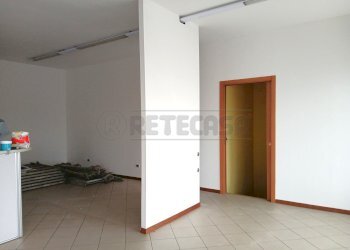 20250211_151038.jpg - Commercial Premises Via Riviera Berica, Nanto - photo 2