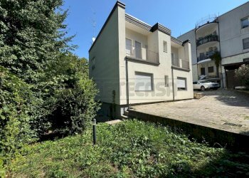 WhatsApp Image 2024-08-30 at 16.15.32 (2).jpeg - Villa Viale Dante, Vicenza - foto 2