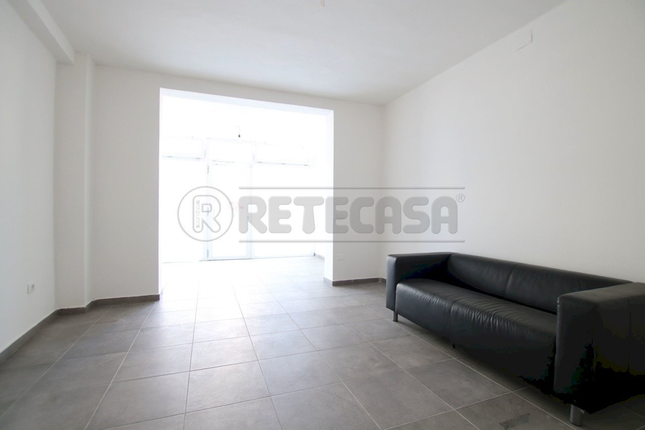 IMG_7625.JPG - Locale Commerciale viale riviera berica  451, Vicenza - foto 1