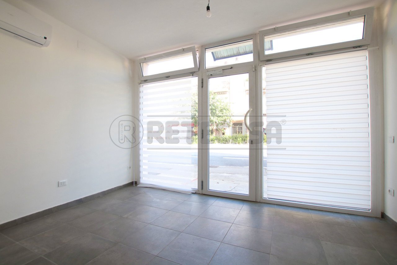 IMG_7629.JPG - Locale Commerciale viale riviera berica 451, Vicenza - foto 2