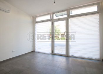 IMG_7629.JPG - Locale Commerciale viale riviera berica  451, Vicenza - foto 2