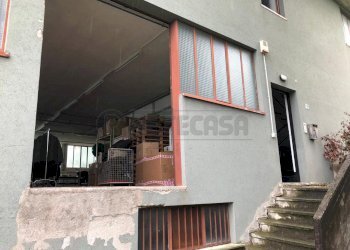 52df1ef3-2f82-4ac6-9b84-bf8801405b3c.jpg - Locale Commerciale Sorisole - foto 2