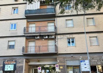 IMG-20250923-WA0036.jpg - Quadrilocale Viale della Regione 172, Caltanissetta - foto 1