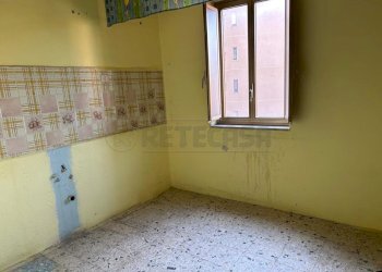 IMG-20250714-WA0085.jpg - Trilocale VIA VERGA 9, Caltanissetta - foto 4