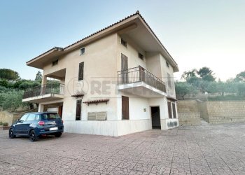 IMG-20250630-WA0041.jpg - Villa contrada Serra Pantano, Caltanissetta - foto 1