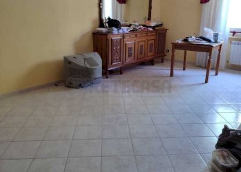 Immagine WhatsApp 2025-06-08 ore 12.21.05_96817574 - Trilocale via carlo pisacane 6, Caltanissetta - foto 5