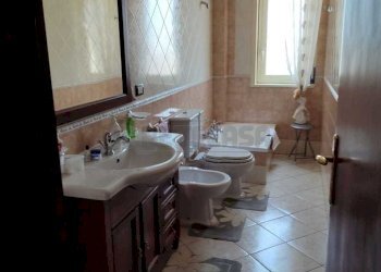 Immagine WhatsApp 2025-06-08 ore 12.21.05_aab57572 - Trilocale via carlo pisacane 6, Caltanissetta - foto 6