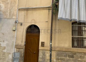 Immagine WhatsApp 2025-05-06 ore 17.03.57_10fe2386 - Trilocale via paternò 4, Caltanissetta - foto 6