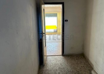 WhatsApp Image 2025-03-28 at 18.58.01(31).jpeg - Locale Commerciale VIA RUGGERO SETTIMO 10, Caltanissetta - foto 6