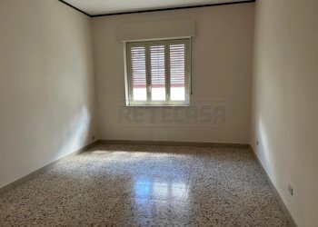 WhatsApp Image 2025-03-28 at 18.58.01(11).jpeg - Quadrilocale VIA RUGGERO SETTIMO 50, Caltanissetta - foto 12