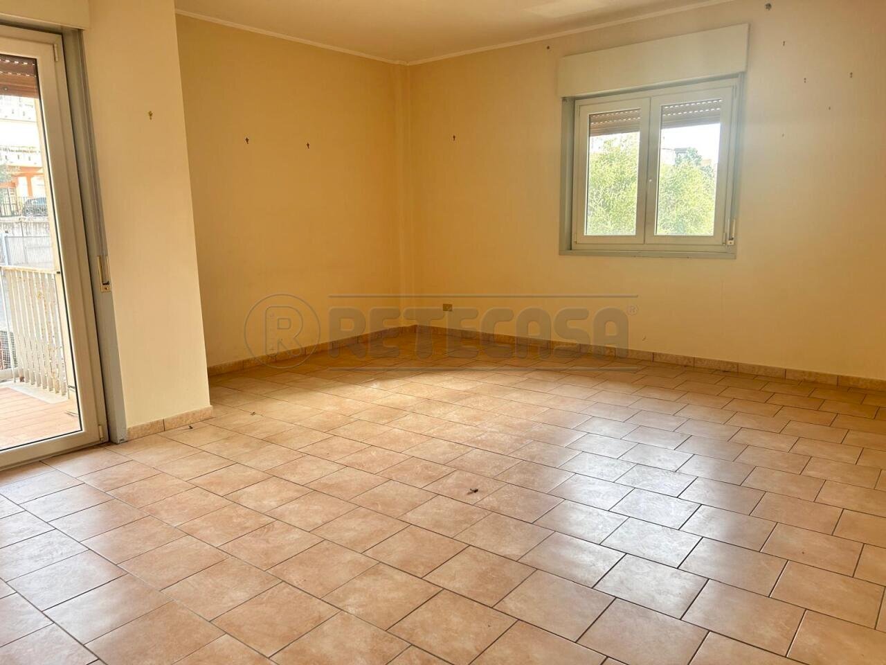 salone - Four-room apartment via Filippo Paladini 256/A, Caltanissetta - photo 3