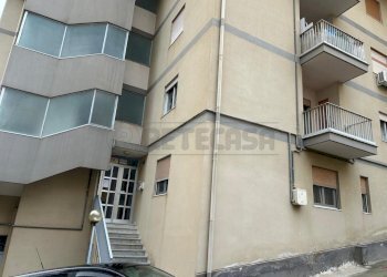 Immagine WhatsApp 2025-01-22 ore 12.57.16_b53d9ddb - Quadrilocale via Filippo Paladini 256/A, Caltanissetta - foto 1