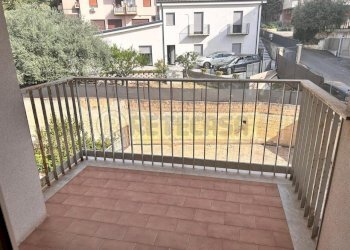 balcone salone - Quadrilocale via Filippo Paladini 256/A, Caltanissetta - foto 2
