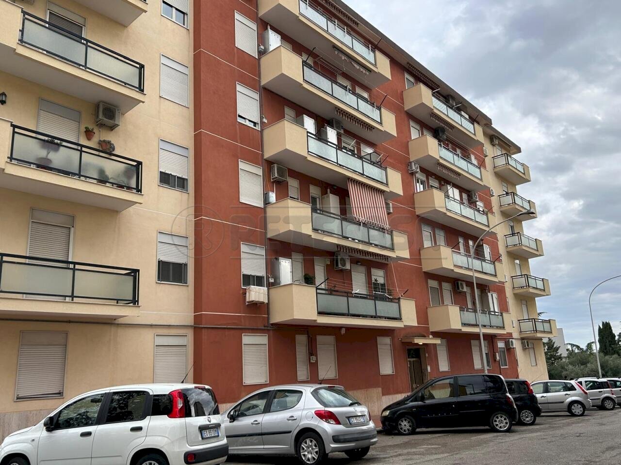 Immagine WhatsApp 2025-11-27 ore 11.45.22_f702e7ec - Three-room apartment via carlo pisacane 12, Caltanissetta - photo 1