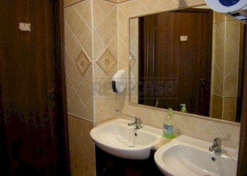 bagni - Locale Commerciale via scovazzo 19, Caltanissetta - foto 4