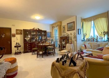 IMG-20250603-WA0018.jpg - Appartamento Via de Sanctis, Marcianise - foto 18