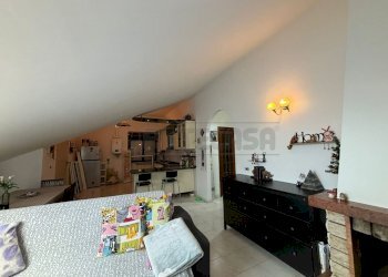 IMG-20250121-WA0025.jpg - Quadrilocale San Nicola la Strada - foto 11