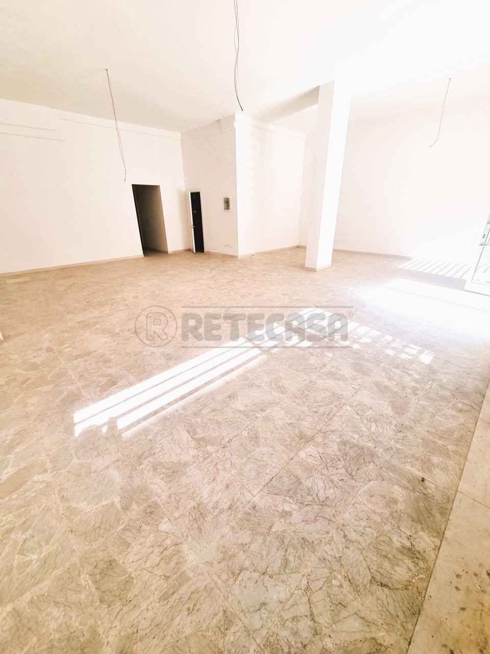 20250306_104456.jpg - Locale Commerciale Pescara - foto 2