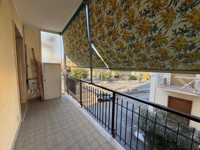 IMG_7205.jpeg - Trilocale Via Cesare Battisti 42, Pietra Ligure - foto 3