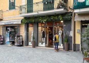 IMG_6209.jpg - Abbigliamento - Intimo Piazza Rocca, Loano - foto 3