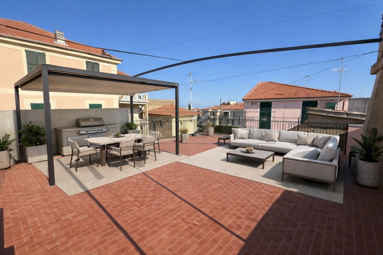 TERRAZZO.png - Apartment Via Demaestri 43, Spotorno - photo 1