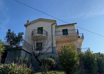 IMG_3526.jpg - Independent house VIA CASTELLARI 72, Pietra Ligure - photo 7