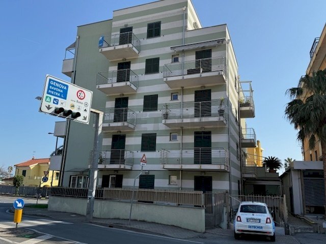 IMG_3604.jpg - Box Via Tito Minniti 3, Loano - photo 1