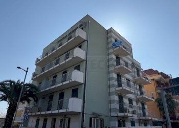 IMG_3606.jpg - Box Via Tito Minniti 3, Loano - foto 6