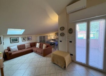 IMG_3257.jpg - Quadrilocale Via Pirelli 33, Pietra Ligure - foto 5