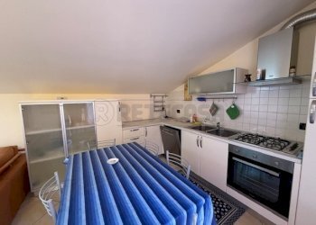 IMG_3239.jpg - Quadrilocale Via Pirelli 33, Pietra Ligure - foto 1