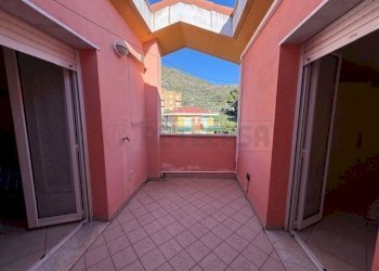 IMG_3241.jpg - Quadrilocale Via Pirelli 33, Pietra Ligure - foto 11