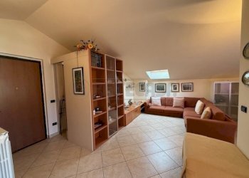 IMG_3262.jpg - Quadrilocale Via Pirelli 33, Pietra Ligure - foto 29