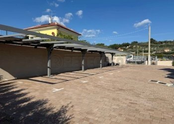 BULASCE ESTERNO (1).jpg - Four-room apartment Via Bulasce 45, Loano - photo 20