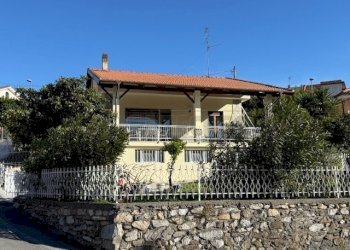 IMG_2592.jpg - Villa a Schiera VIA LOSANO 4, Boissano - foto 23