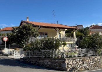 IMG_2591.jpg - Villa a Schiera VIA LOSANO 4, Boissano - foto 24