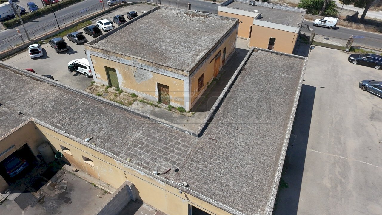 DJI_20250627105344_0002_D.JPG - Laboratory Via Neviano 37, Seclì - photo 2