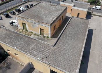 DJI_20250627105344_0002_D.JPG - Laboratorio Via Neviano 37, Seclì - foto 2