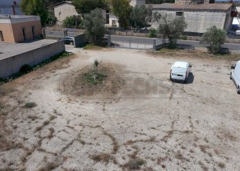 DJI_20250627105734_0016_D.JPG - Laboratorio Via Neviano 37, Seclì - foto 11