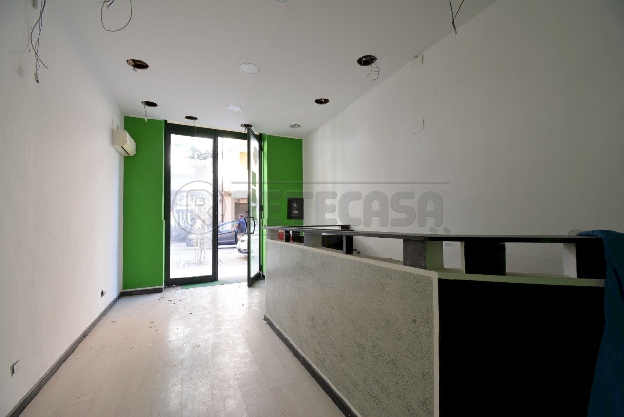 IMG-20251009-WA0028.jpg - Locale Commerciale Via Camiciotti 25, Messina - foto 3