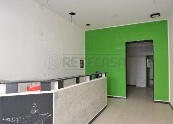 IMG-20251009-WA0023.jpg - Commercial Premises Via Camiciotti 25, Messina - photo 2