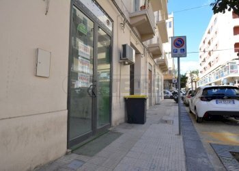 IMG-20251009-WA0031.jpg - Commercial Premises Via Camiciotti 25, Messina - photo 10