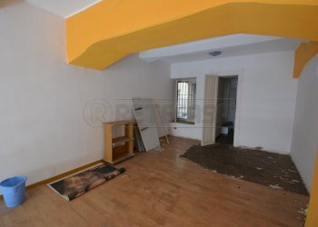 DSC_0101.JPG - Commercial Premises Via Ghibellina 118, Messina - photo 9