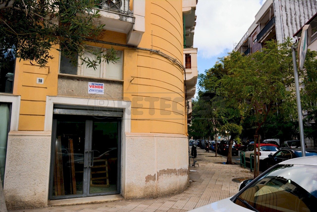 DSC_0130.JPG - Locale Commerciale Via Placida 27, Messina - foto 3