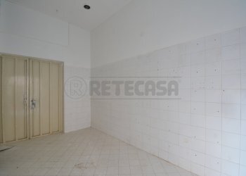 DSC_0109.JPG - Commercial Premises Via Ettore Lombardo Pellegrino 44, Messina - photo 3