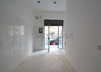 DSC_0110.JPG - Commercial Premises Via Ettore Lombardo Pellegrino 44, Messina - photo 4