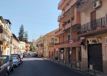 WhatsApp Image 2025-07-08 at 18.53.19 (2).jpeg - Commercial Premises Via Marco Polo 268, Messina - photo 5