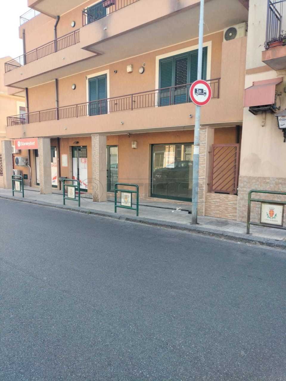 WhatsApp Image 2025-07-08 at 18.53.19 (3).jpeg - Locale Commerciale Via Marco Polo 268, Messina - foto 3
