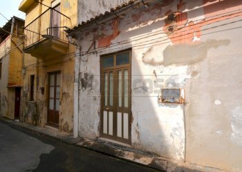 DSC_0181.JPG - Porzione di casa Via Sibari 32, Messina - foto 1