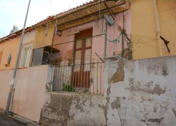 DSC_0184.JPG - Porzione di casa Via Sibari 32, Messina - foto 13