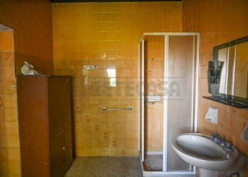 bagno.jpg - Casale Via San Giovanni Bosco 15, Messina - foto 7